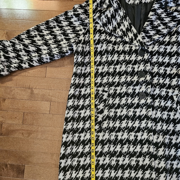 Winter 3/4 length herringbone jacket - Picture 7 of 10